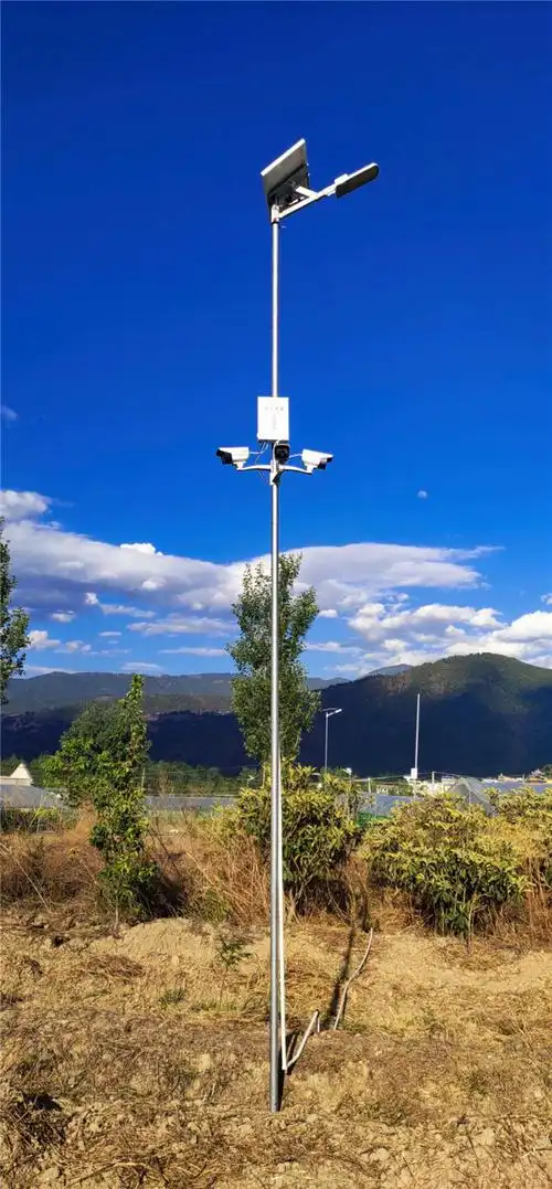 户外果园400万高清监控警戒防盗摄像机双向语音对讲声光喊话报警