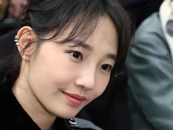 白百何近况,我才终于明白,这才是她9年前敢离婚的底气|邓超|羽泉