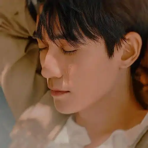 微信头像朱一龙