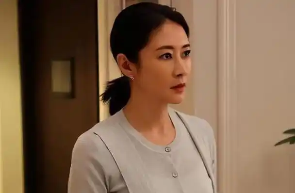 隐忍二十年的梁静才是真正的人间清醒