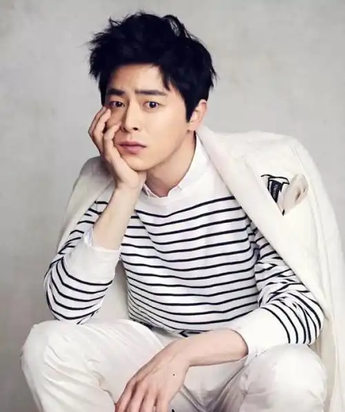 曹政奭离开老东家 成立一人企划公司