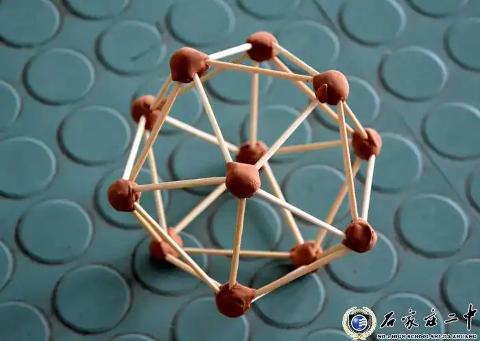 几何模型diy高一年级开展空间几何体模型手工制作活动