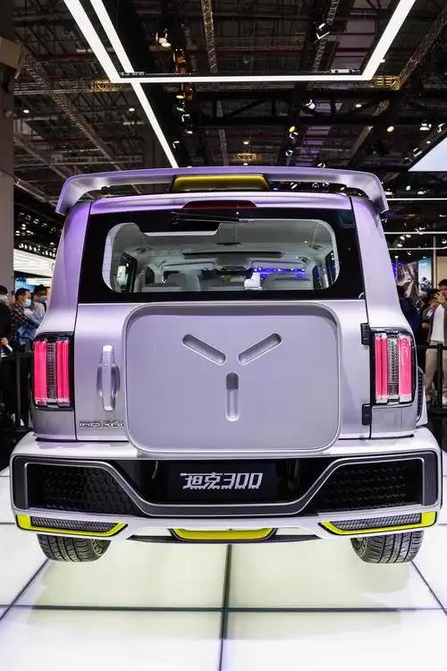 坦克300赛博朋克定制版