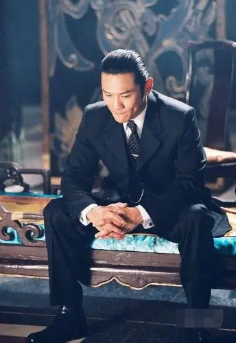 他曾红过刘德华,52岁结婚54岁生子,丈母娘比他还小一岁_杜德伟