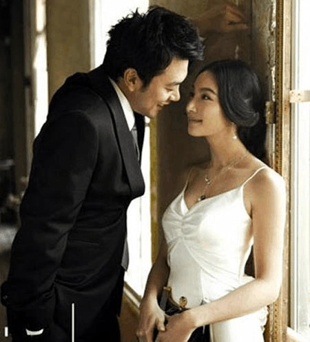 "男大当婚,女大当嫁"