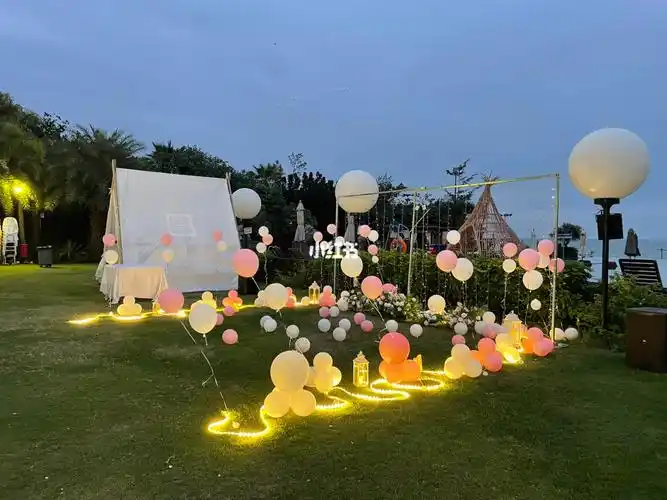 草坪自助餐晚宴布置