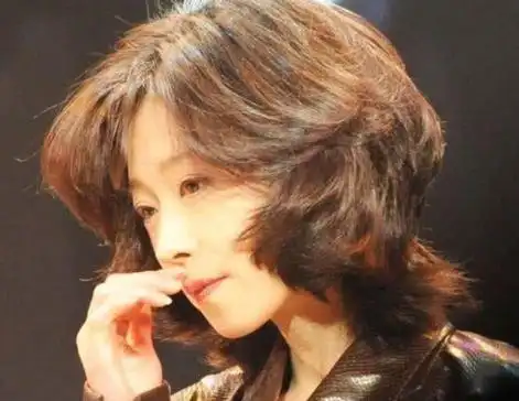 元祖级歌姬中森明菜断亲24年,今妹妹去世都不见最后一面