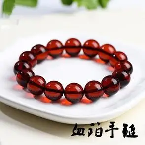 佛家七宝色红如血为上品琥珀中精品女明星都在戴血珀手链