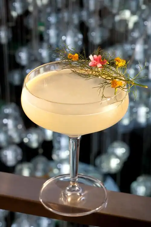 whisk酒吧以创意鸡尾酒牵起晚宴序幕