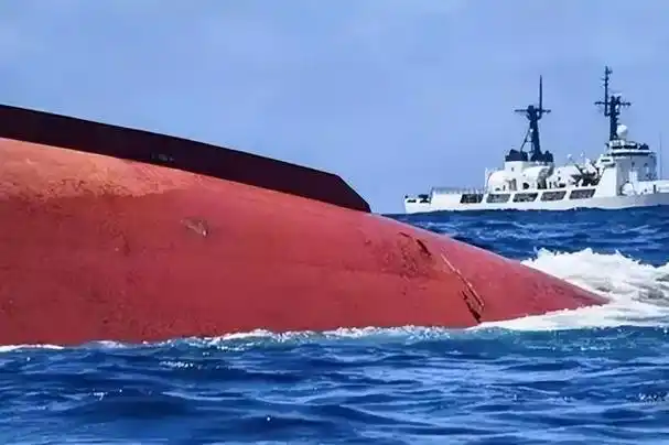 交通运输部:渔船"鲁蓬远渔028"沉没 已打捞起7具遗体