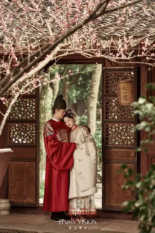 心心念念的汉服婚纱照终于出炉啦!