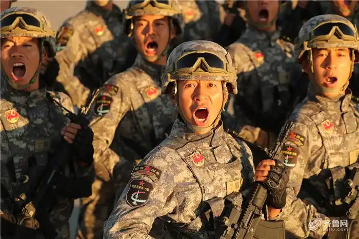 地评线太燃了国庆大阅兵是最震撼人心的爱国主义教育