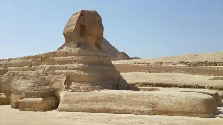 4世界七大人类奇迹之一埃及金字塔和狮身人面像