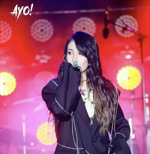 工作室称乃万已捐款出于本人意愿没有公示