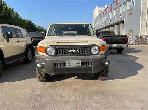 对开门不一定是库里南有可能是丰田fj酷路泽港口现车