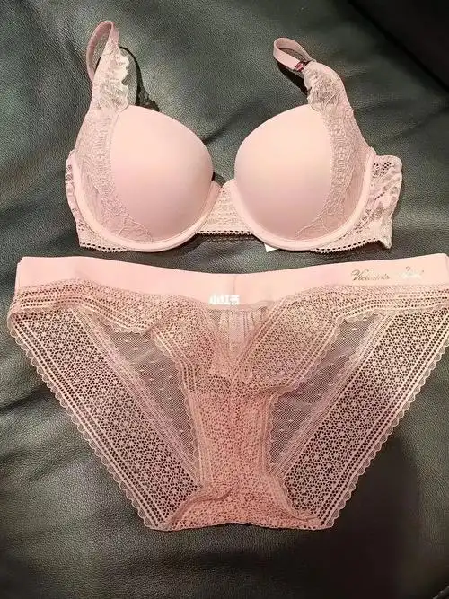 维密穿34c的小姐姐看过来