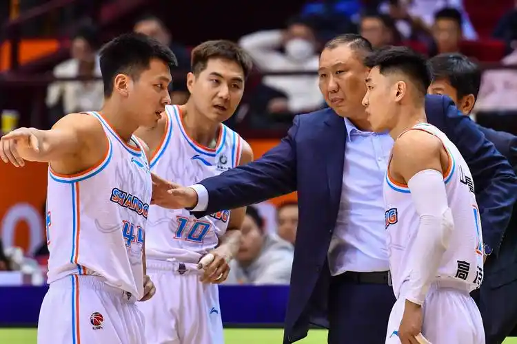 马宏观:12进8翻盘?你没有真正看懂山东男篮!_浙江_广州_外援