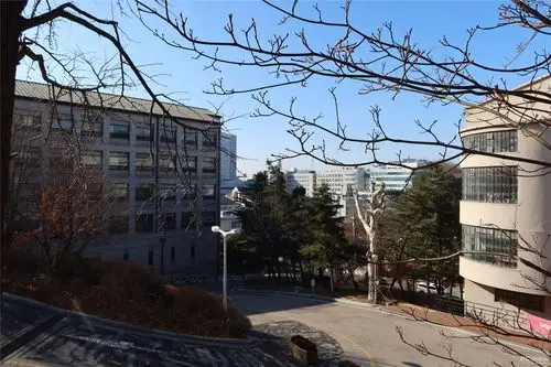 韩国弘益大学