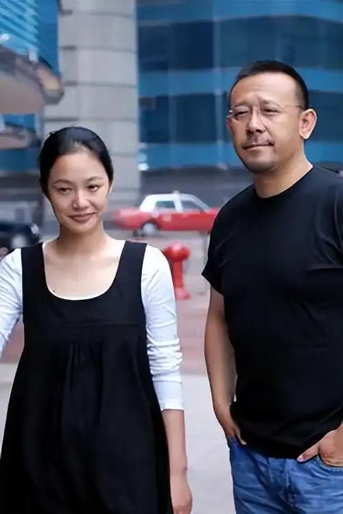 回顾周韵婆媳矛盾不断丈夫姜文苦不堪言她化解多年恩怨