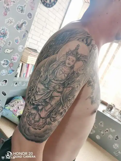 地藏菩萨半甲_纹身图案手稿图片_@男姐的纹身作品集