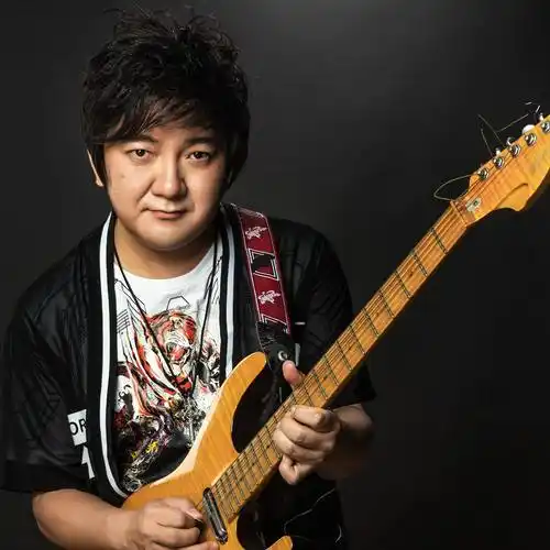 他不成名我吃鞋("从红到发紫到无人问津"的6位歌手,有人没钱买房有人