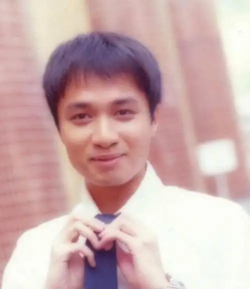 古巨基夫妇"老来得子",喜晒儿子正面照!十几年恩爱终结爱果!