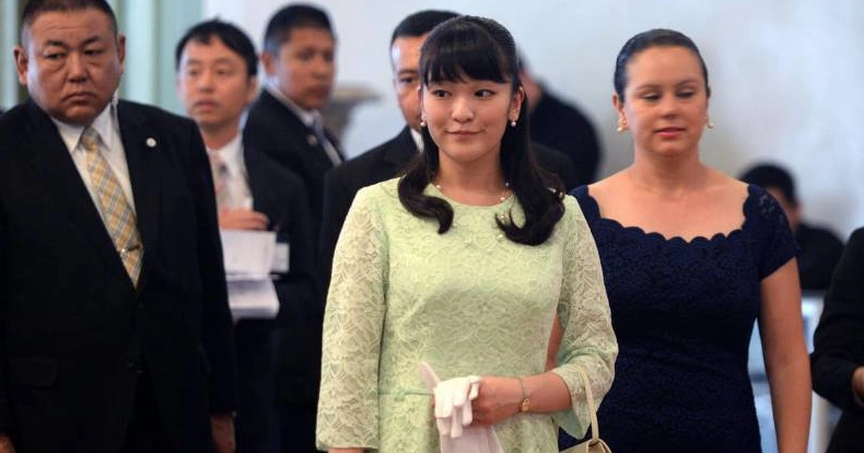 首页 邪恶漫画 比如真子公主的姑姑,明仁天皇与美智子皇后的长女清子