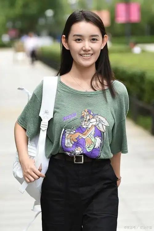 蒋依依:演艺天才的背后,成长的脚步不可忽视