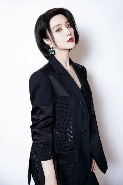 范冰冰性感干练写真图片28