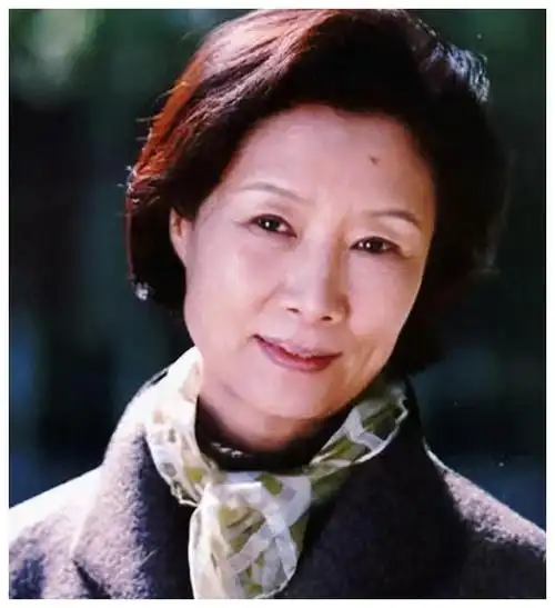 国家一级演员吕中,儿子是著名导演,儿媳是国际影后,全家都优秀