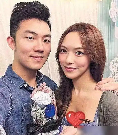 有留言称,钟文浩既埋怨冯盈盈不上进,又限制她在演戏方面有新尝试和