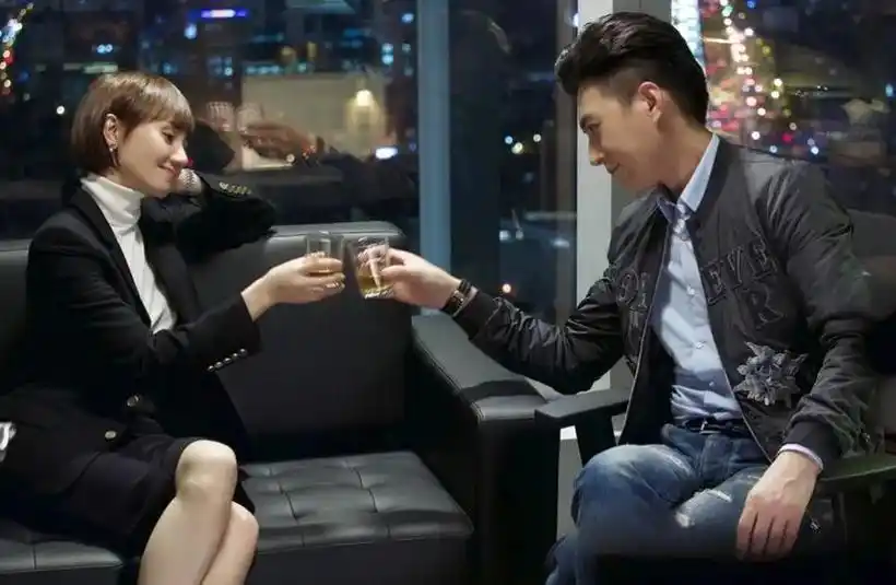 贺涵不爱唐晶 和她在一起十年所以总说自己很忙. 其实,一点都 - 抖音