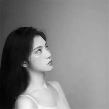 黑白女头像伤感高冷丧系图片