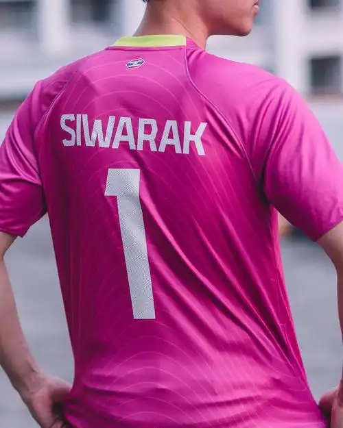 武里南联2020赛季亚冠门将孔雀玫瑰红短袖足球服