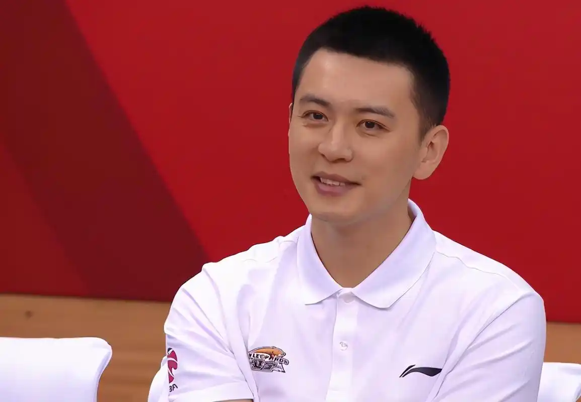 杨鸣仍谦虚表示球队需要磨合