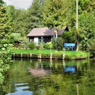 微信头像风景图片浅绿色青草地风景 大自然风景草地图片_风景头像_美