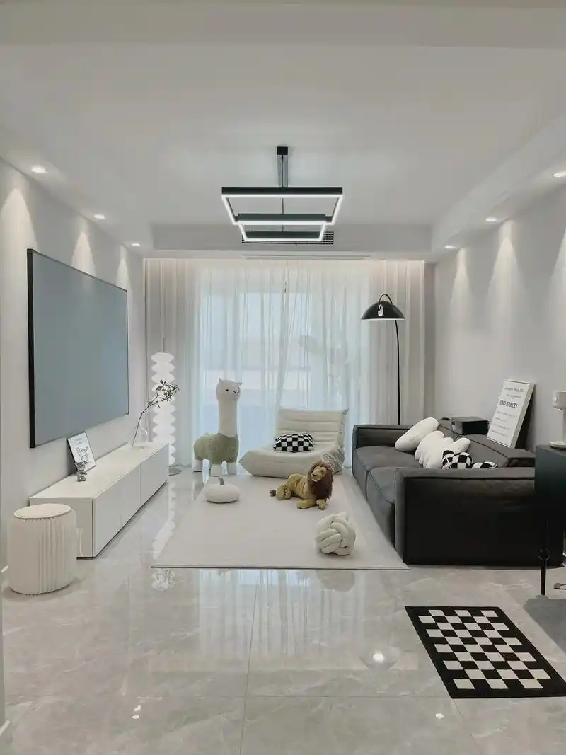 再来介绍一下我家客厅,开间3.5米,800*800地砖通铺亚 - 抖音