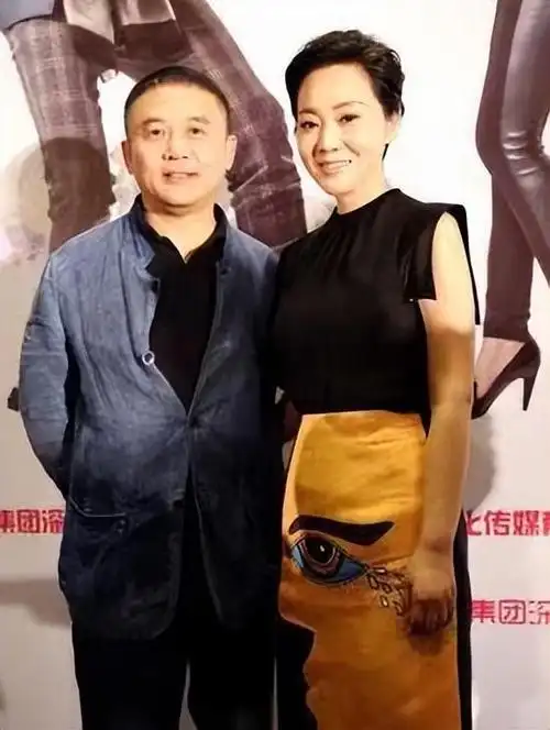 闫妮我爆火前与前夫离婚成名后待前公婆如亲人一般再续前缘