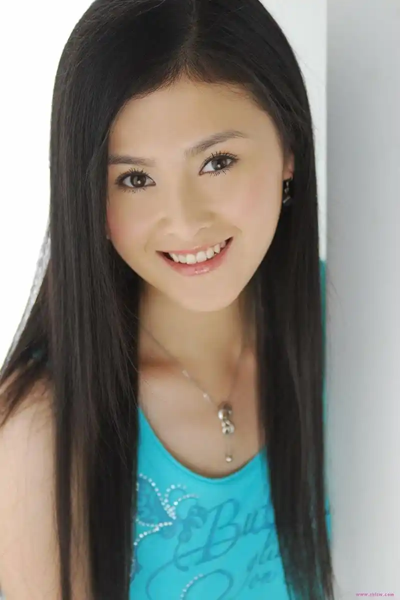 原来沈腾的妻子是她,结婚多年一直低调,长相甜美,会过日子!