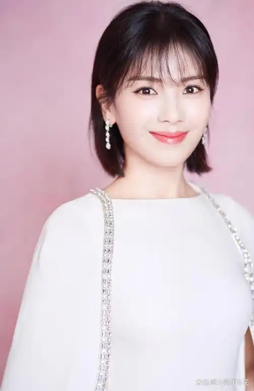 近日,知名女星刘涛的减肥问题引起了很多人的关注.