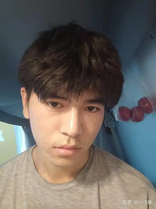 现实生活中男生颜值6分是什么样的