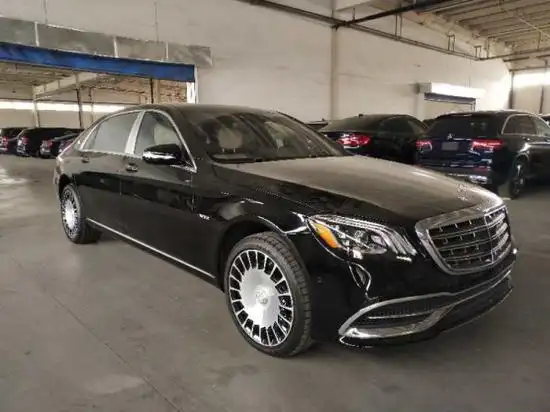 18款奔驰迈巴赫s650新车到港 实拍评测