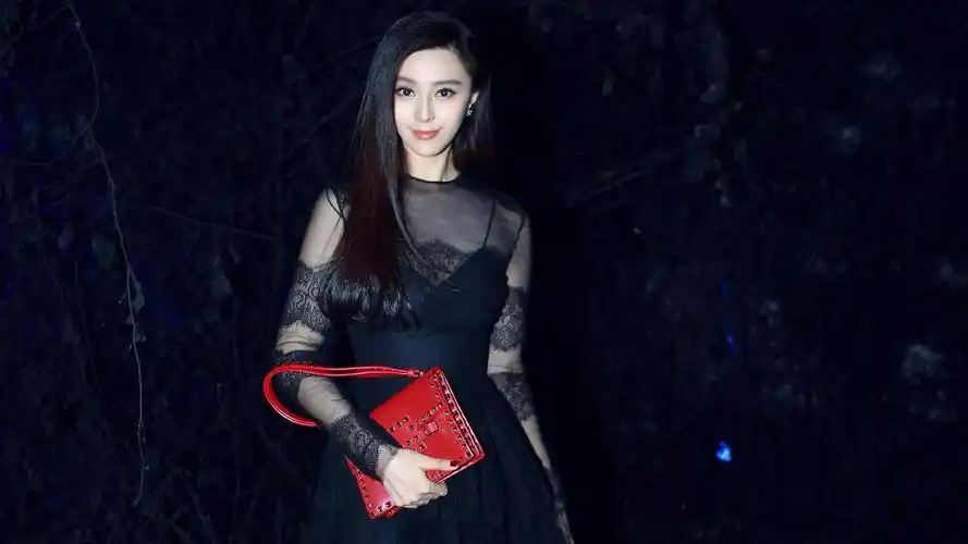 范冰冰时尚性感生活照