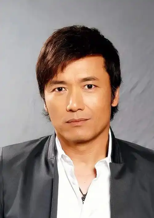 苗侨伟刑警2010米安定