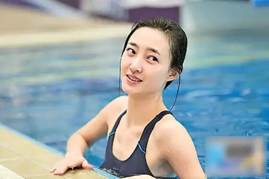 素颜女神王丽坤退赛《星跳水立方》 被批"见利忘义"