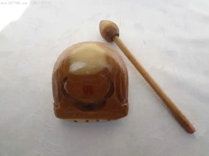 音质清脆洪亮的老木鱼