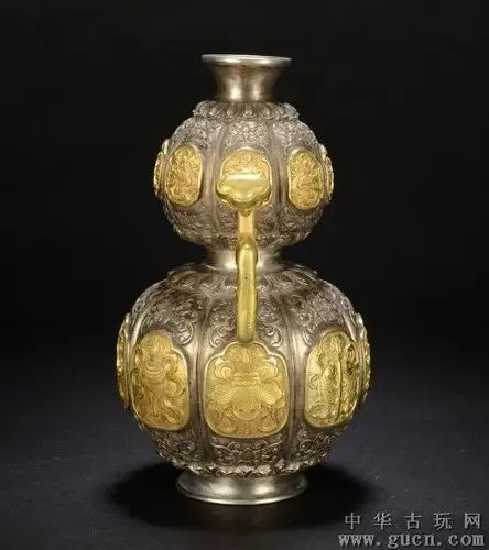唐代银鎏金刻花葫芦瓶
