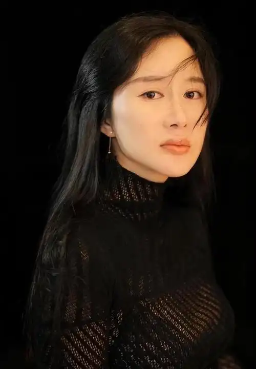 笑不活了,42岁杜星霖怀4胎,72岁张纪中又当爹,网友涌进评论区|婚史