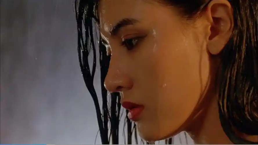 李嘉欣《妖兽都市》美图放送