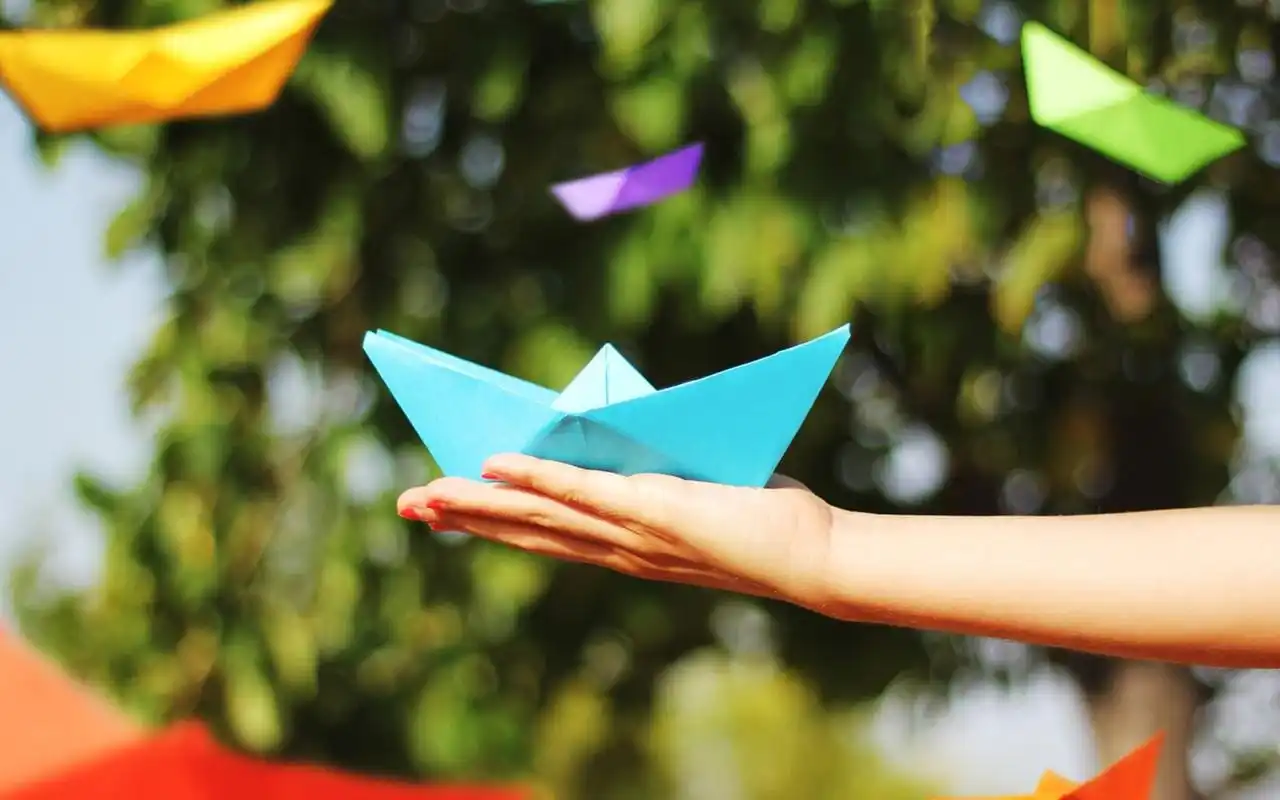 小纸船唯美意境图片桌面壁纸二